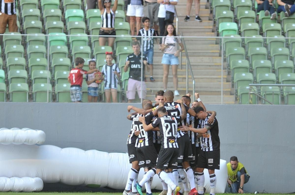 Atltico e Villa Nova se enfrentaram, no Independncia, pela oitava rodada do Campeonato Mineiro