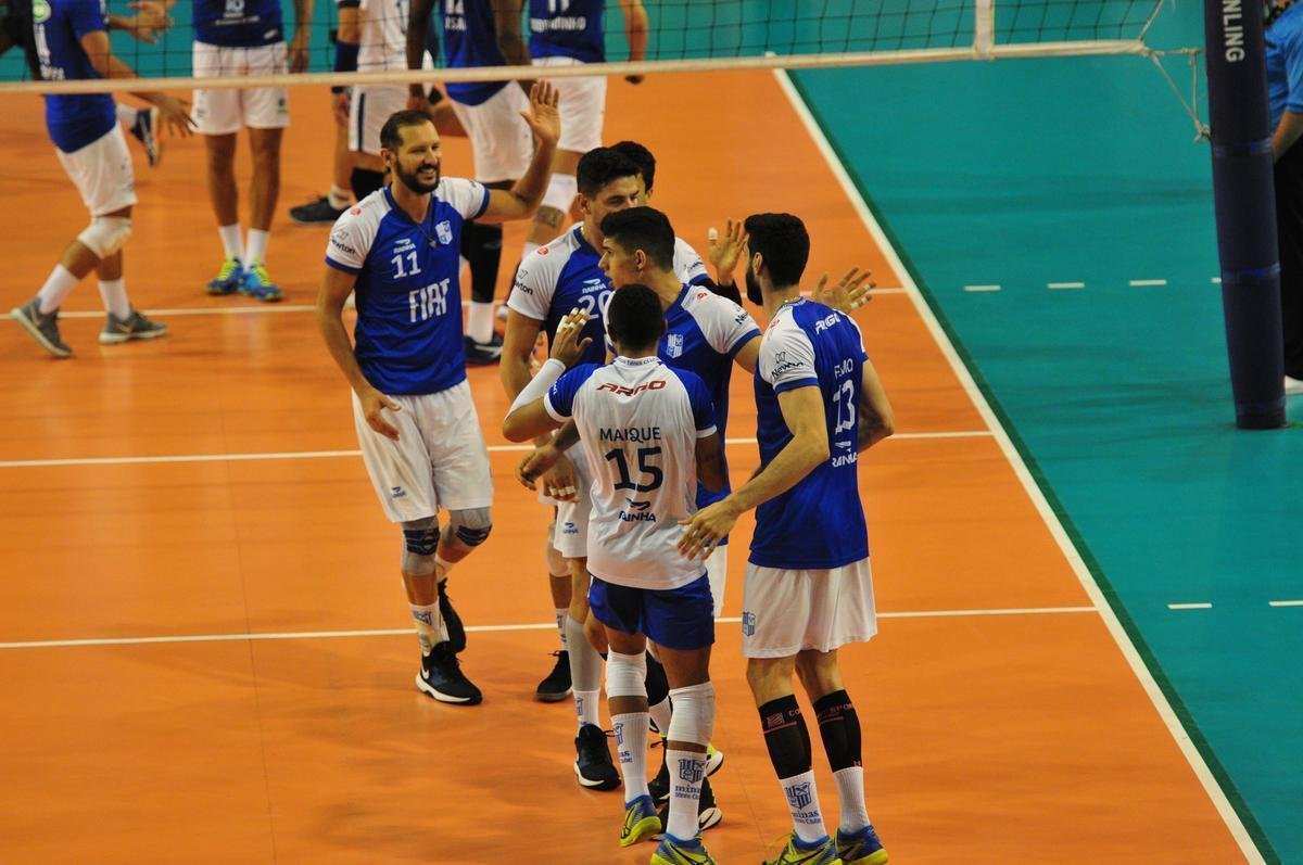 Final no Ginsio do Riacho foi marcada por muito equilbrio, mas prevaleceu maior qualidade do Cruzeiro