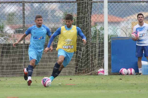 Imagens do treino do Cruzeiro nesta segunda-feira, 19 de fevereiro, na Toca da Raposa II