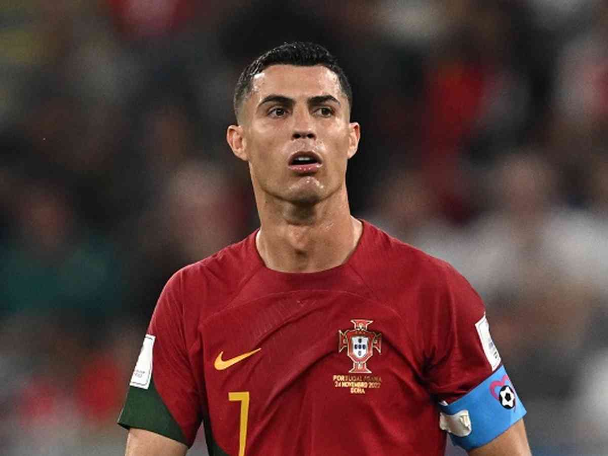 Ronaldo dá a vitória no jogo 200 por Portugal