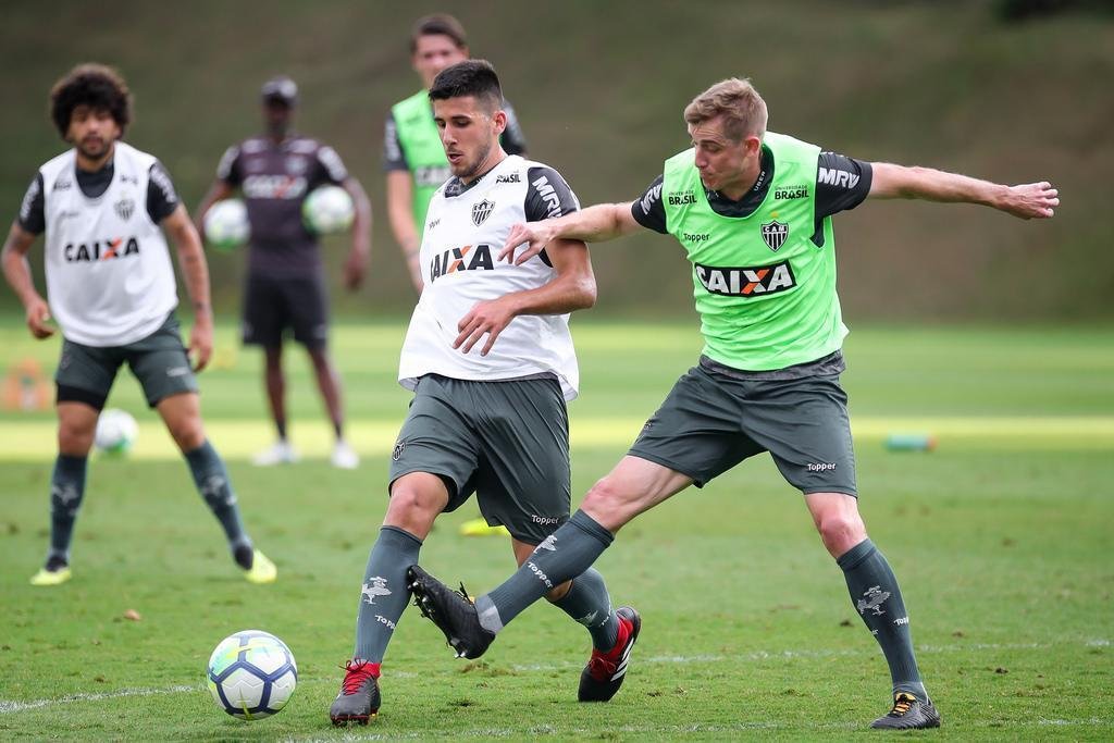 Fotos do ltimo treino comandado por Thiago Larghi no Atltico