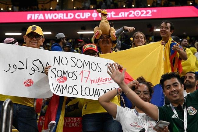Torcedores do Equador no jogo de abertura da Copa do Mundo