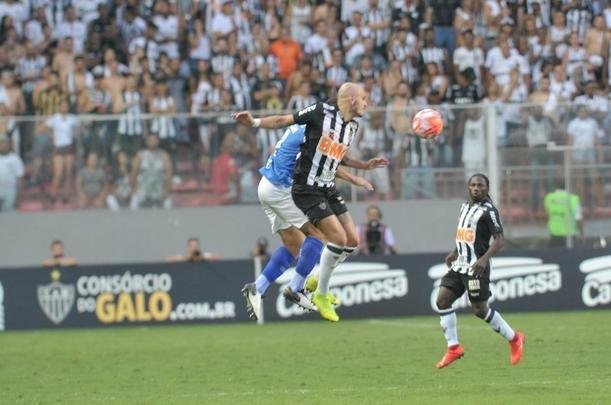 Fotos do segundo tempo do clssico, no Independncia, pela final do Mineiro