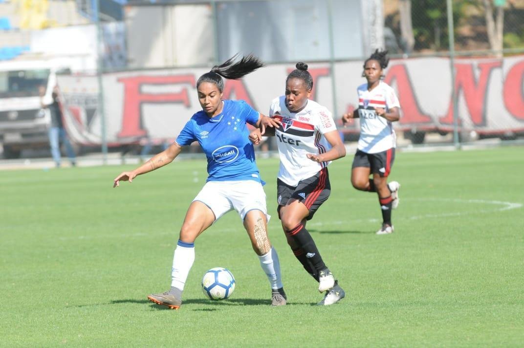 Cruzeiro e So Paulo ficaram no empate por 1 a 1 na finalssima do Brasileiro Feminino A2