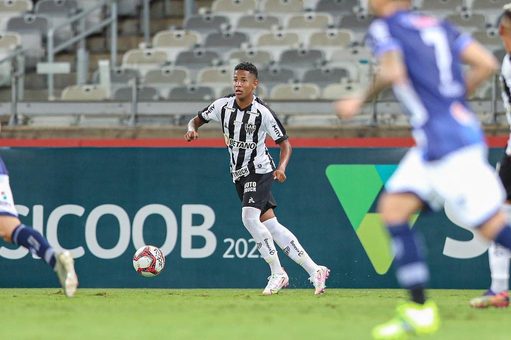 Svio: 12 jogos e 0 gol
