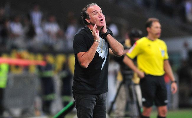Cuca viu boa performance do Atltico no empate com o Bragantino