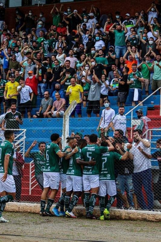 Fotos do jogo entre Caldense e Cruzeiro
