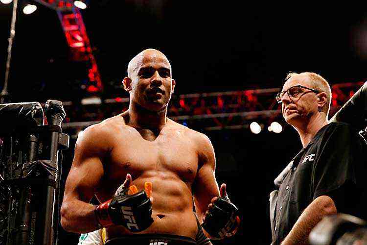 Brasil sem campeão no UFC irrita Glover Teixeira: 'Focam muito no Tik Tok'  - Superesportes