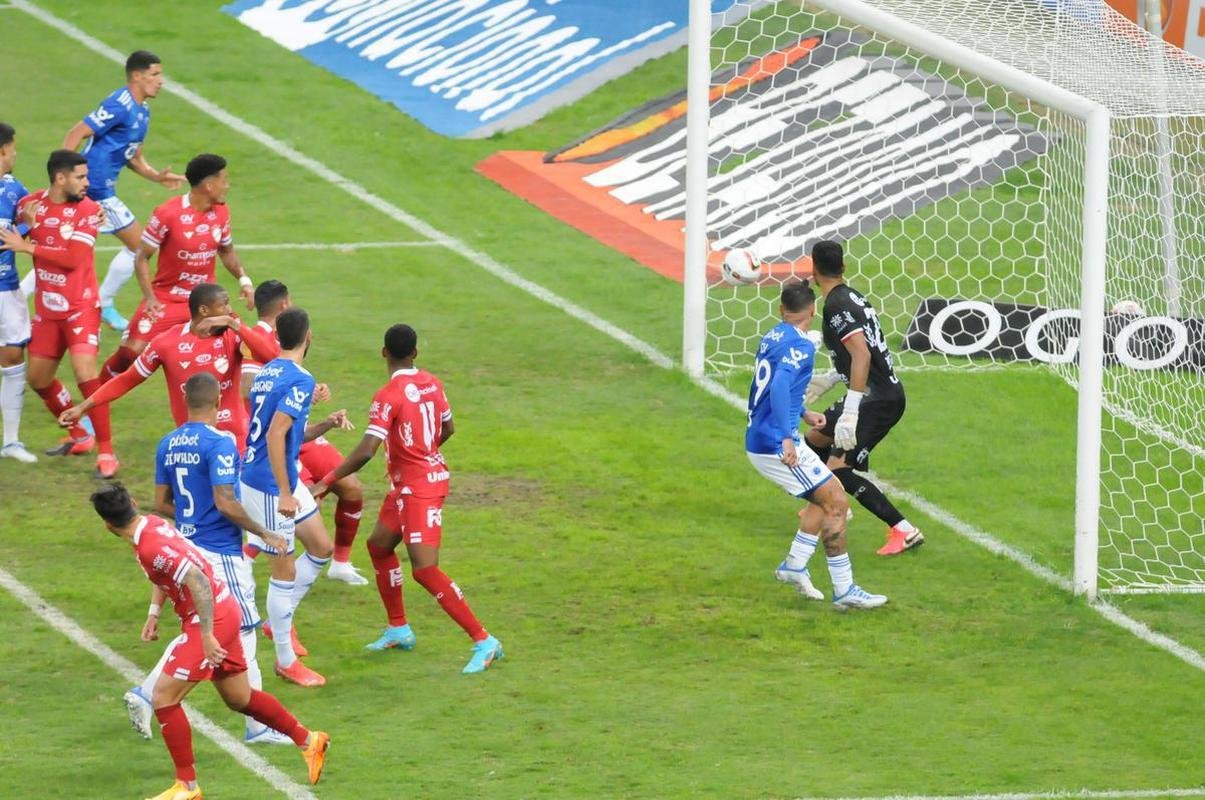Fotos do jogo entre Cruzeiro e Vila Nova, no Mineiro, pela 15 rodada da Srie B
