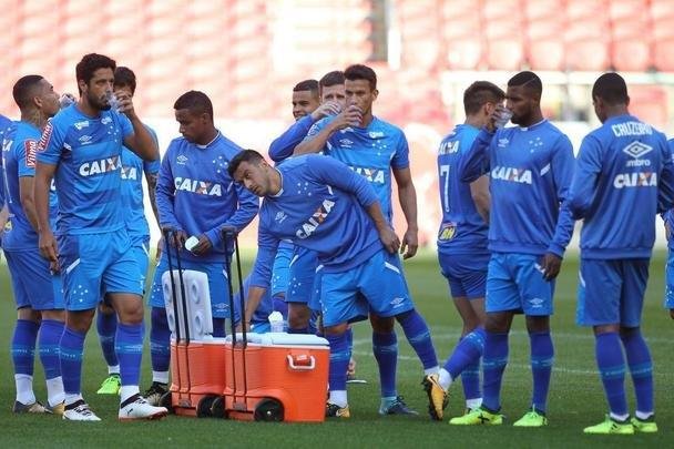 De olho no Grêmio, Cruzeiro treinou pela última vez no Beira-Rio, nesta terça-feira