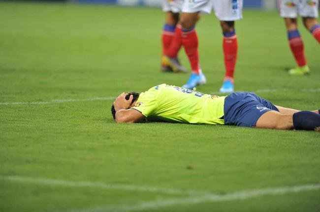 Cruzeiro estreou terceiro uniforme, o ltimo produzido pela Umbro