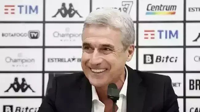 Botafogo - Lus Castro (Portugal): 12 jogos - 6 vitrias, 2 empates e 4 derrotas
