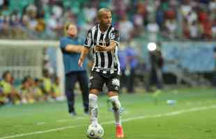 Fotos do jogo entre Bahia e Atltico, na Fonte Nova, em Salvador, pela 32 rodada do Campeonato Brasileiro