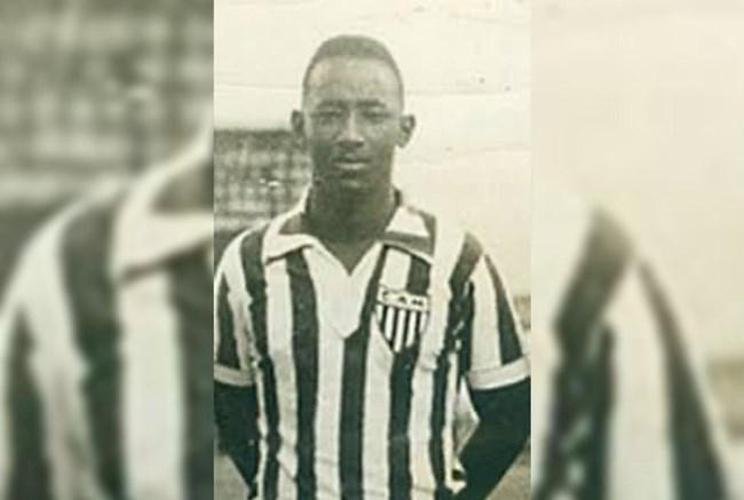 8 - Ubaldo - 135 gols