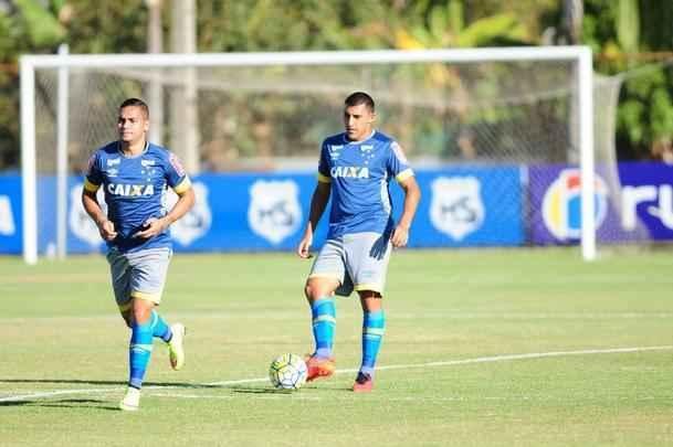 Fotos do treino do Cruzeiro nesta segunda-feira na Toca da Raposa II (Gladyston Rodrigues/EM D.A Press)