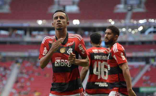 Matheus Gonalves, de apenas 17 anos, marcou o gol flamenguista no clssico contra o Botafogo