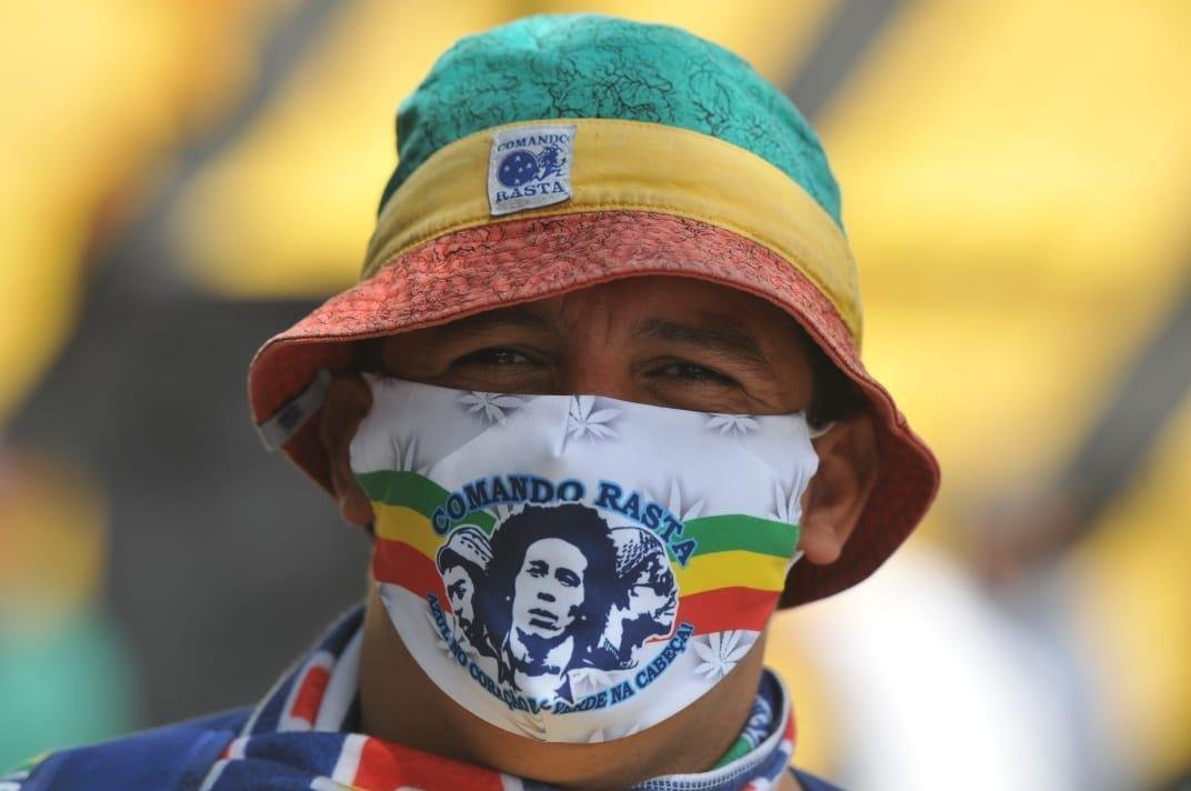 Alexandre Guzanshe/EM/DA Press