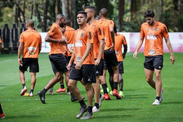 Fotos do treino do Atltico neste sbado, na Cidade do Galo. O tcnico Rodrigo Santana deve escalar o time com Wilson; Patric, Igor Rabello, Rver e Fbio Santos; Jair e Elias; Char, Vincius e Cazares; Ricardo Oliveira