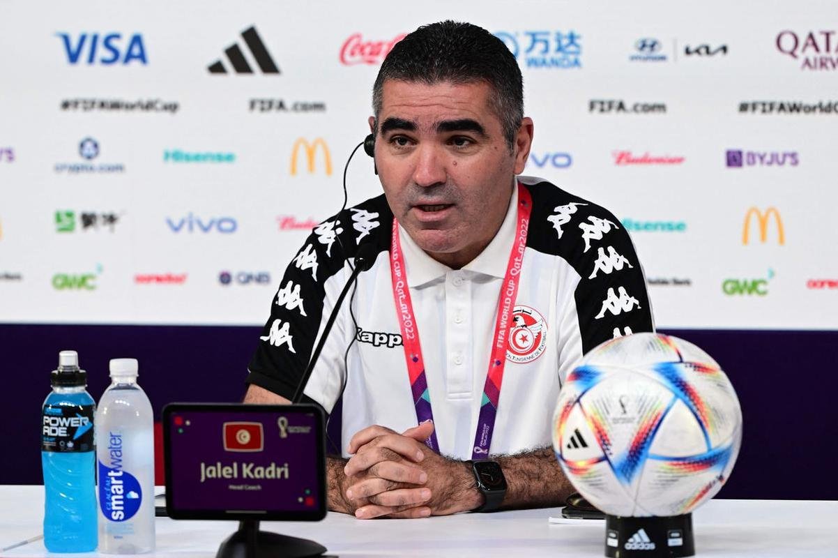 Jalel Kadri (Tunsia) - 130 mil euros (R$ 726 mil)