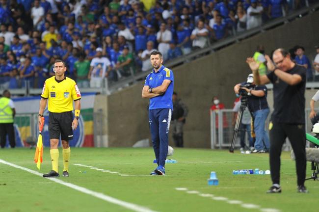 Fotos do jogo entre Cruzeiro e Brusque, no Mineiro, em Belo Horizonte, pela segunda rodada da Srie B do Campeonato Brasileiro
