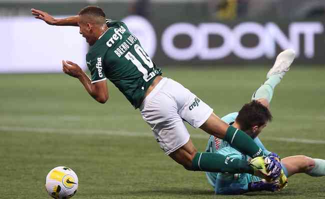 Palmeiras é o clube da Série A com mais pênaltis a favor em 2022