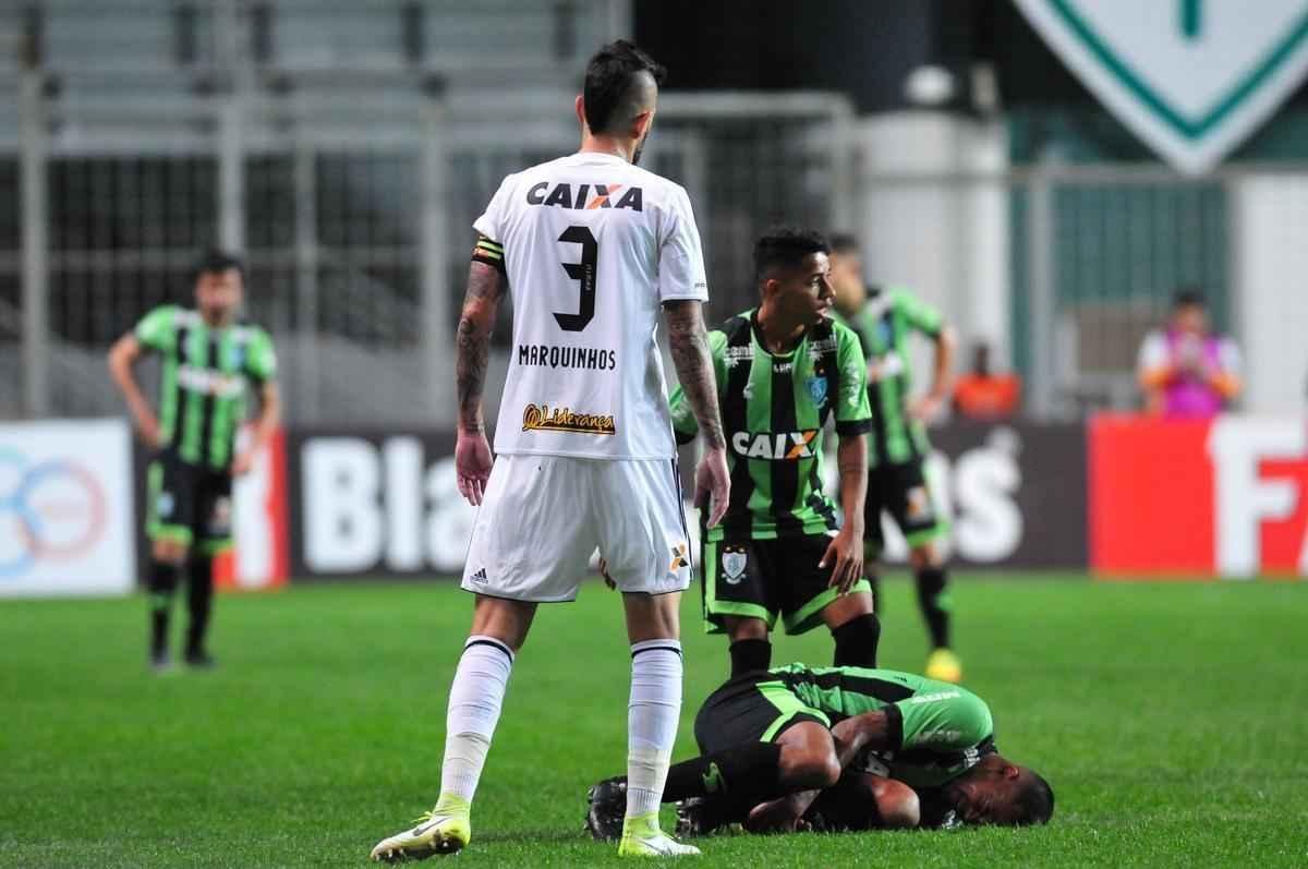 Amrica e Figueirense se enfrentaram, no Independncia, pela 16 rodada da Srie B do Brasileiro