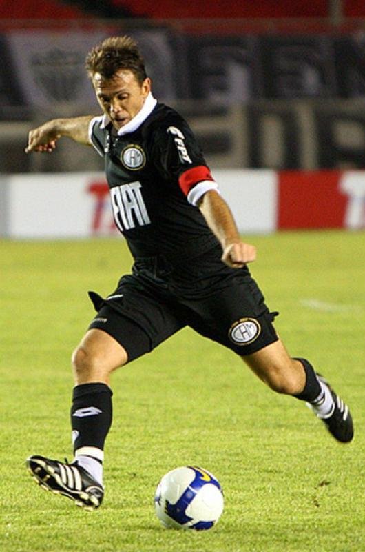 Dejan Petkovic (2008): meia sérvio fez cinco gols em 32 jogos pelo Atlético