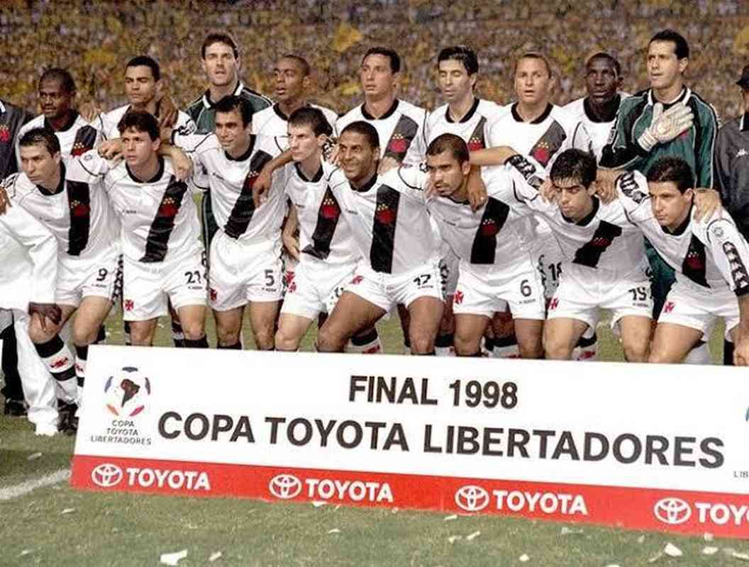 5º Vasco - Entre 1998 e 2001, o Vasco ficou dez partidas seguidas sem perder longe de casa na Libertadores. Foram cinco vitórias e cinco empates, em sequência que incluiu o título de 1998, o único da equipe no torneio.