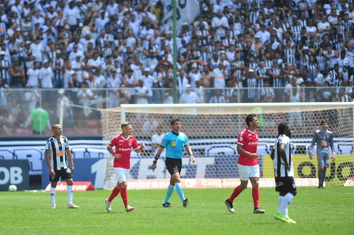Galo e Colorado jogaram neste domingo, no Horto