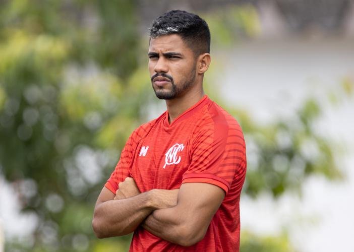 Com o elenco separado em quatro grupos, Náutico realiza primeiro dia de treinos, no Centro de Treinamento Wilson Campos, no bairro da Guabiraba, após quase três meses da suspensão das atividades, por conta da pandemia do coronavírus