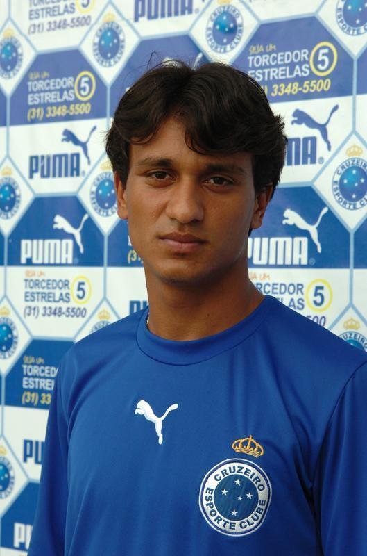 Lateral-direito Luizinho (Cruzeiro: 2006, 2010 / Flamengo: 2007-2008)