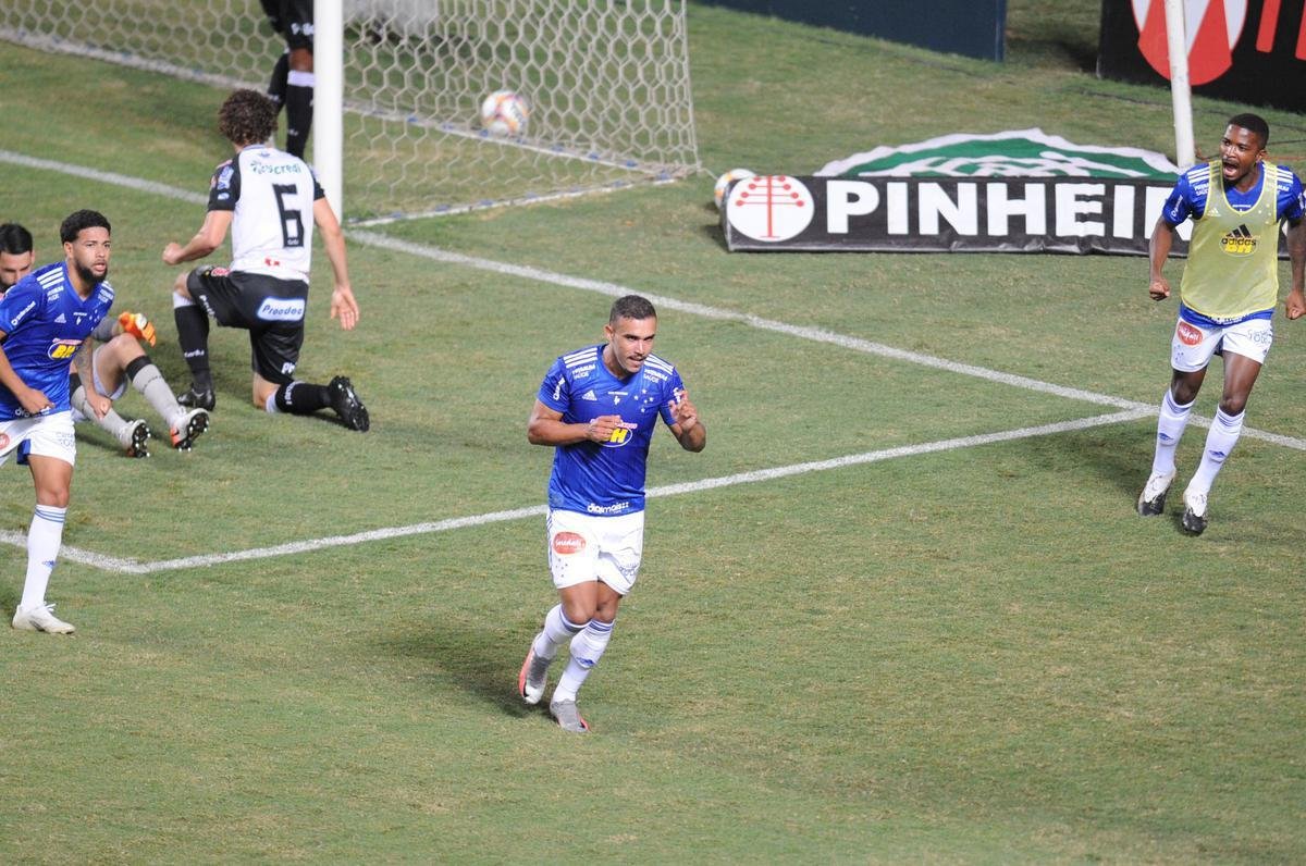 Cruzeiro x Operrio: fotos do jogo pela 36 rodada da Srie B