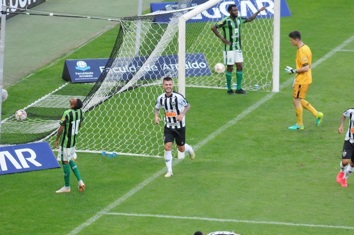 Fotos do clssico entre Atltico e Amrica neste domingo, no Mineiro, pela semifinal do Campeonato Mineiro