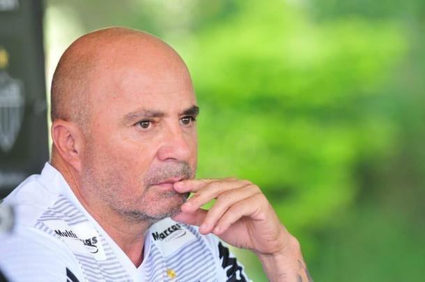 Sampaoli foi apresentado ao Atltico na tarde desta segunda-feira