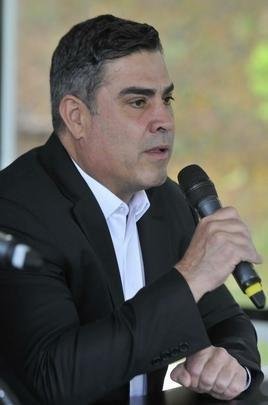 Levir Culpi foi apresentado pela diretoria na Cidade do Galo, enquanto os jogadores treinavam