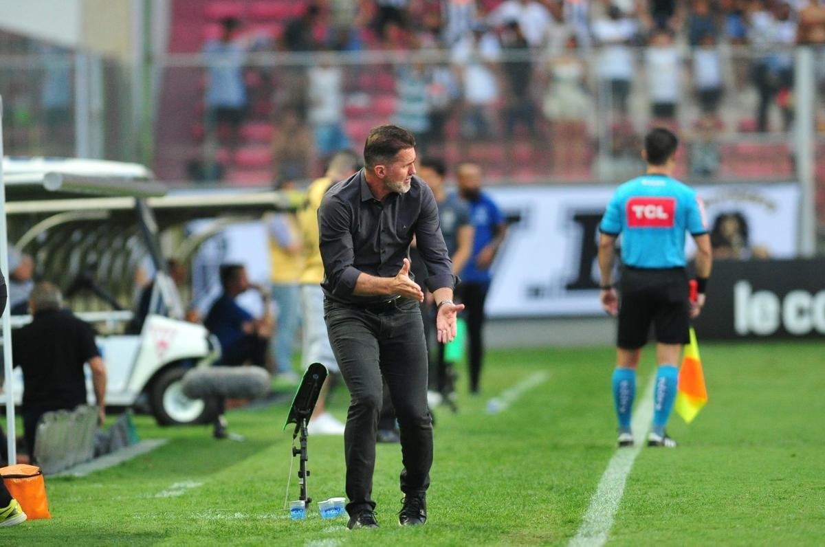 Fotos do jogo entre Atltico e Corinthians no Independncia