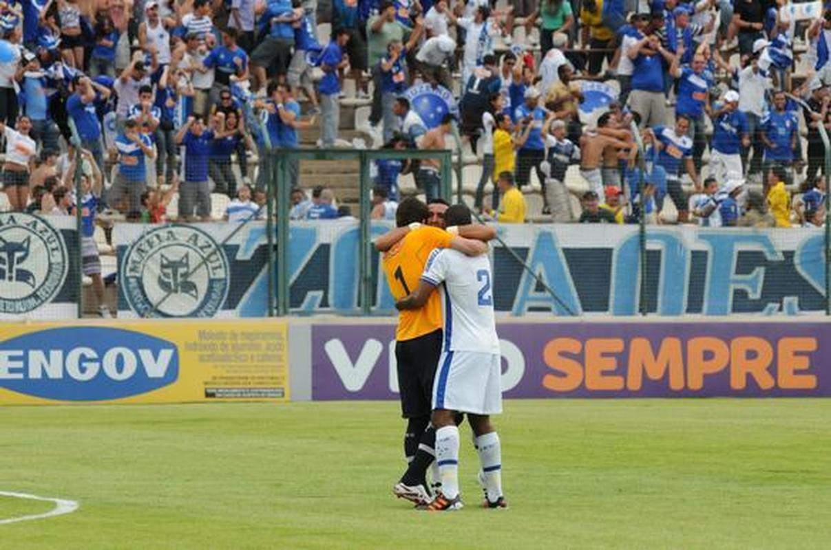 Imagens da goleada histórica por 6 a 1 do Cruzeiro sobre o Atlético