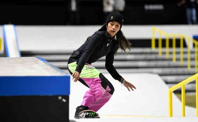 Rayssa Leal est participando do Mundial de Skate Street nos Emirados rabes 