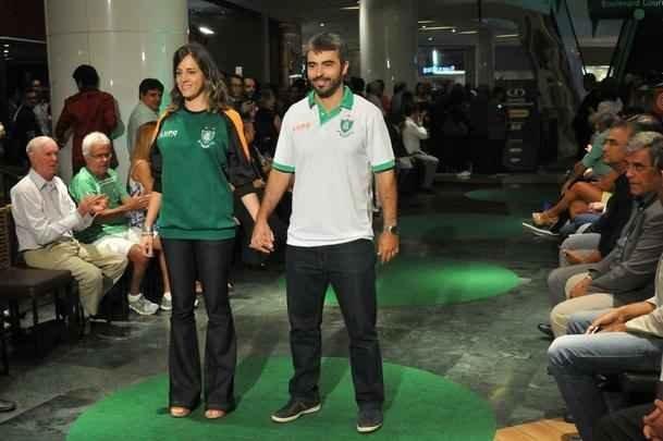 Amrica apresentou coleo de uniformes 2016, desenhados pelo estilista Ronaldo Fraga e produzidos pela Lupo