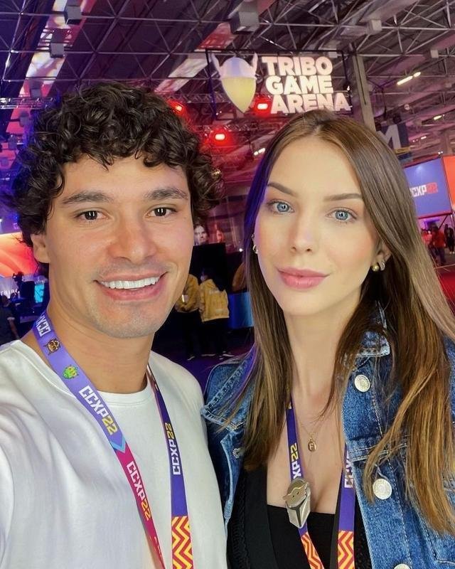 Dod curtiu a CCXP com a esposa e amigos