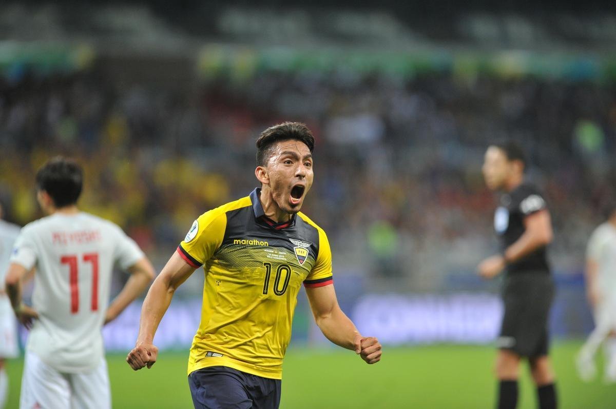 Equador e Japo se enfrentaram no Mineiro pela terceira rodada do Grupo C da Copa Amrica