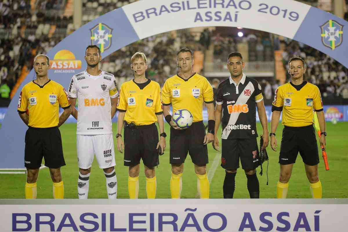 Equipes se enfrentaram no So Janurio, pela 2 rodada do Brasileiro