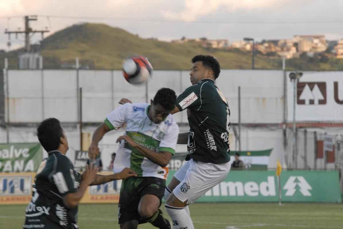 Fotos de Caldense x Amrica, jogo disputado em Poos de Caldas, pela terceira rodada do Campeonato Mineiro