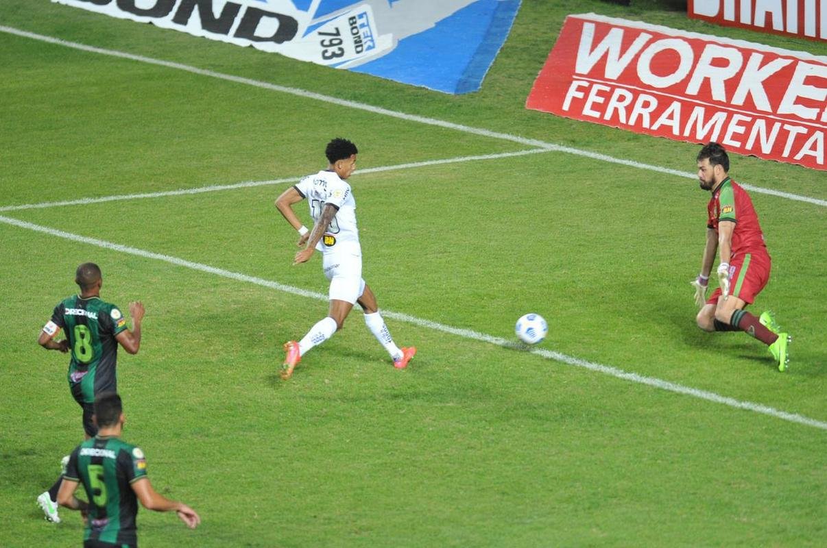 Fotos do jogo entre Amrica e Atltico