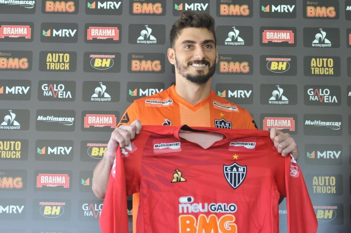 Goleiro Rafael, ex-Cruzeiro, foi apresentado como reforo do Atltico na Cidade do Galo. 