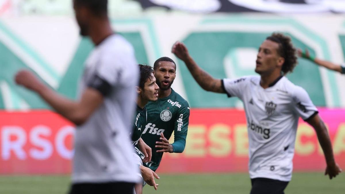 Fotos do duelo entre Palmeiras e Atlético, no Allianz Parque, em São Paulo, pela 19ª rodada do Campeonato Brasileiro