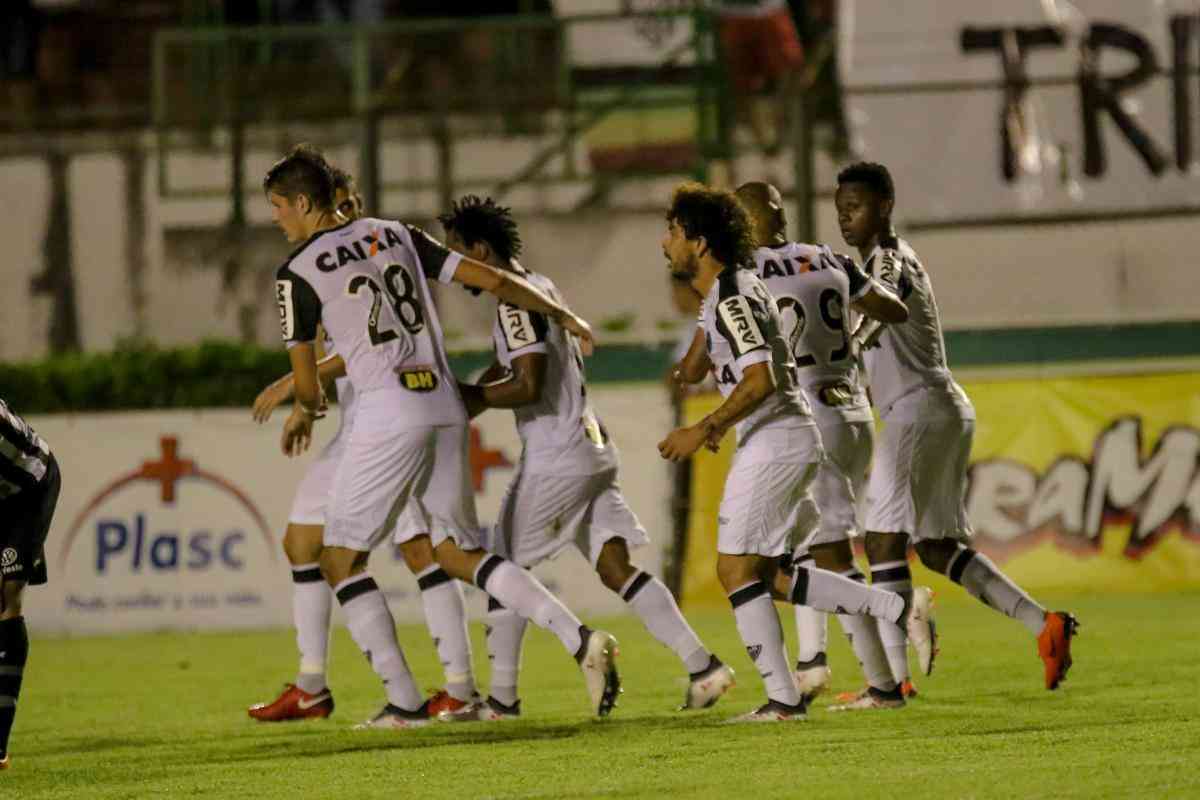 Em Juiz de Fora, Tupi e Atltico empatam por 1 a 1, em duelo pelo Campeonato Mineiro 