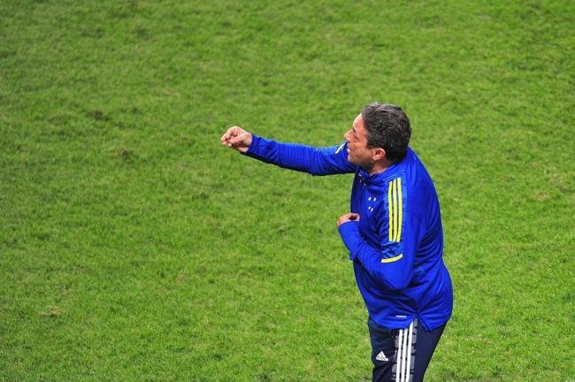 Fotos do duelo entre Cruzeiro e Vitria, no Independncia, em Belo Horizonte, pela 17 rodada da Srie B do Campeonato Brasileiro