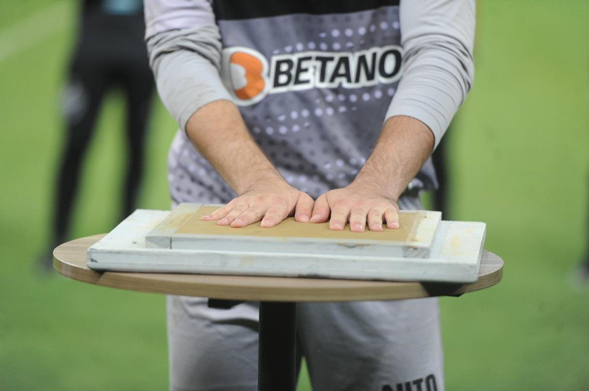 Goleiro foi homenageado na despedida dos gramados 