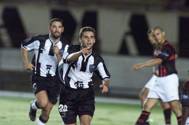 Lincoln marcou hat-trick pelo Atltico na Copa do Brasil de 1998